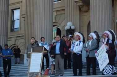 National Chief Shawn Atleo (second from left) with Grand Chiefs Cameron Alexis (