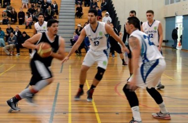 Saints player (black) vs Maori national team (white)