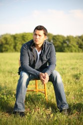 Singer/songwriter Don Amero