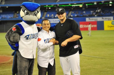 AFN Chief Shawn Atleo with Blue Jays